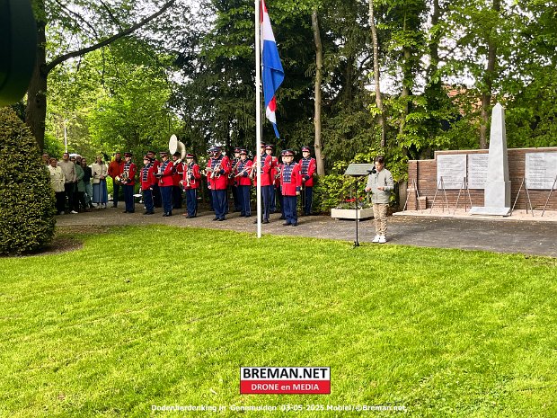 Dodenherdenking in Genemuiden