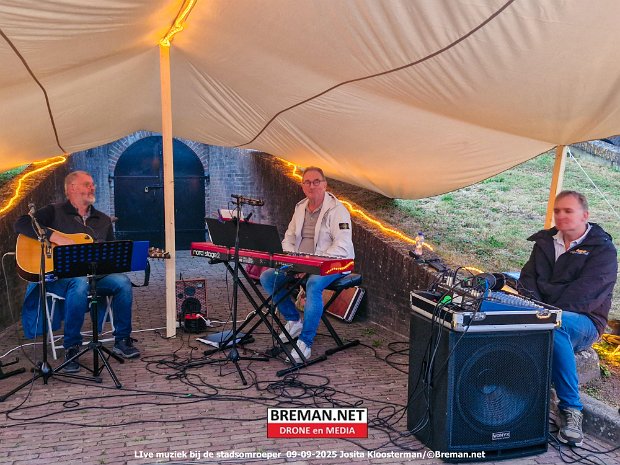 Live muziek bij de Stadsomroeper