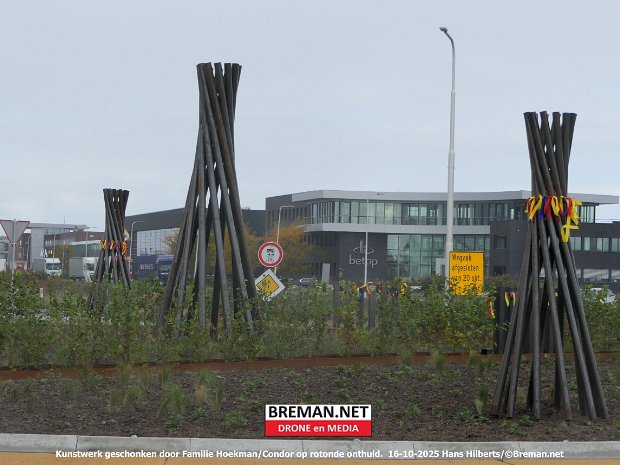 Onthulling kunstwerk op de rotonde