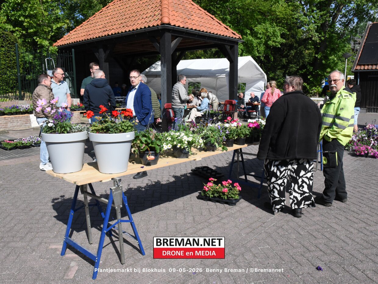 Plantjesmarkt bij Blokhuis